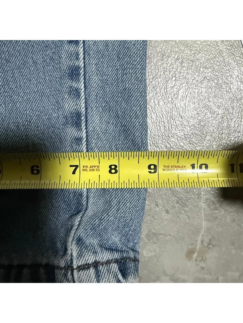 Levi’s 550 Relaxed Fit Light Wash Jeans 36x34